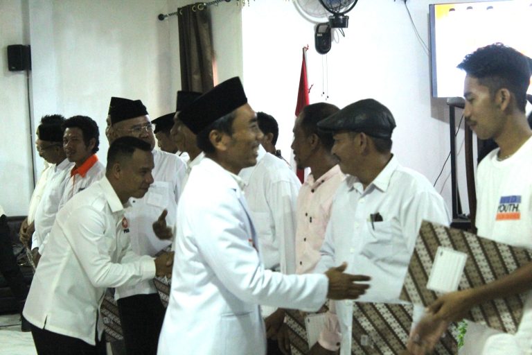 Lantik Sejumlah Pengurus, DPD PKS Konawe Selatan Usahakan Kesejahteraan